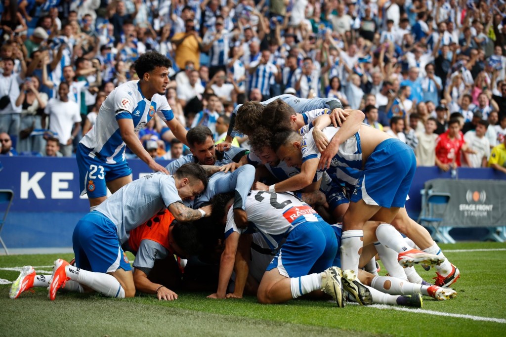 El Espanyol supera sus fantasmas y asciende a La&nbsp;Liga