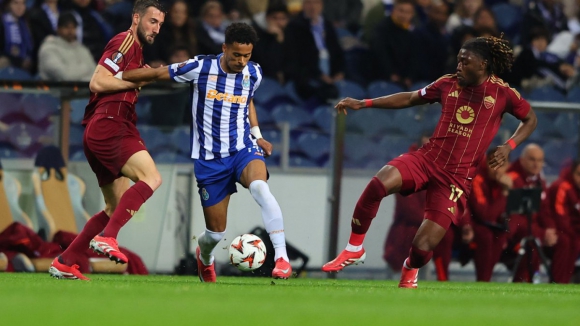 Dragones y Romanos empatan y dejan la eliminatoria abierta para ser decidida en el&nbsp;Olímpico