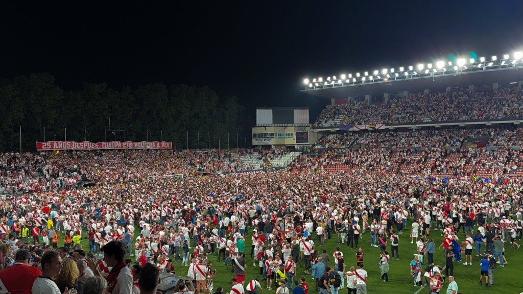 El Rayo vuelve a Europa 25 años&nbsp;después