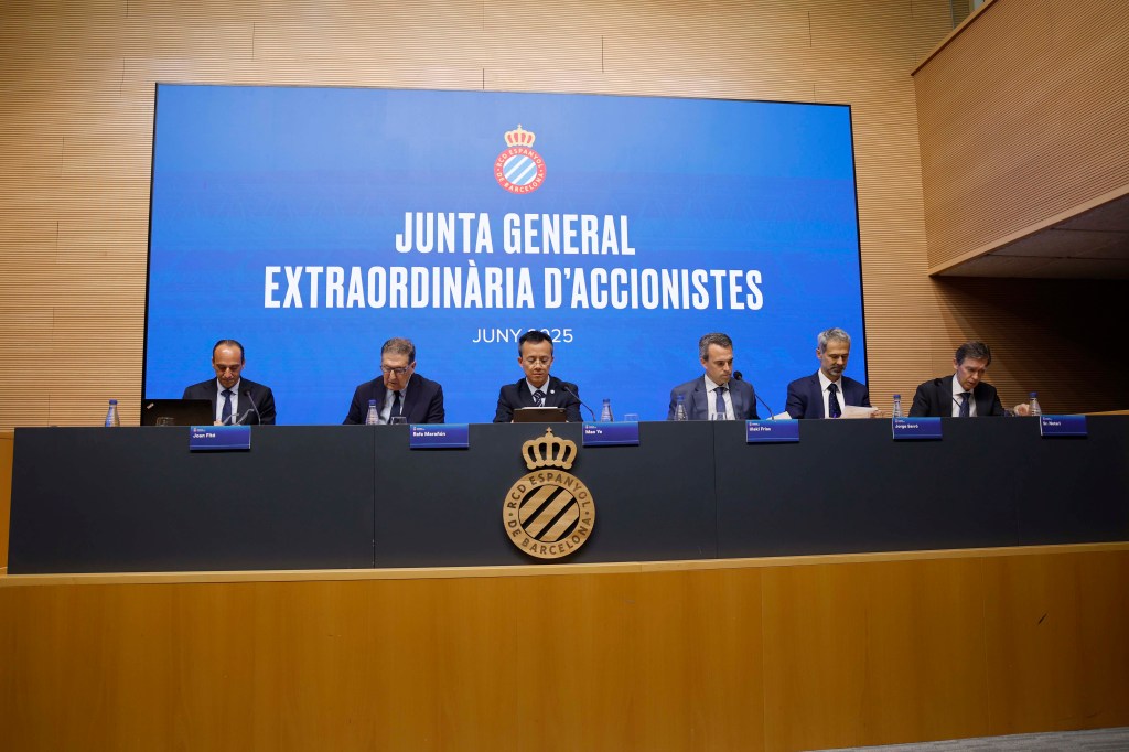 RCD Espanyol afronta la próxima temporada con cuentas saneadas, estabilidad institucional y el fantasma de una posible&nbsp;venta