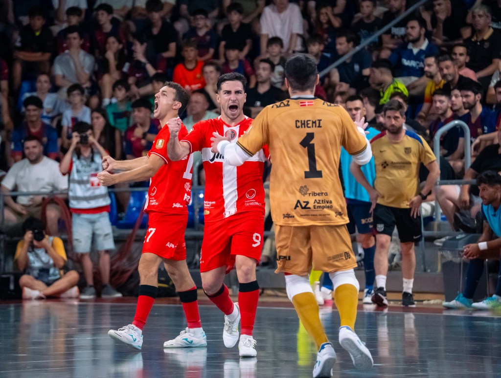 Jimbee Cartagena se lleva la eliminatoria a casa ante un persistente&nbsp;Barça