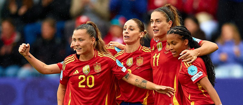 España arrasa y se mete en cuartos con una exhibición&nbsp;inolvidable