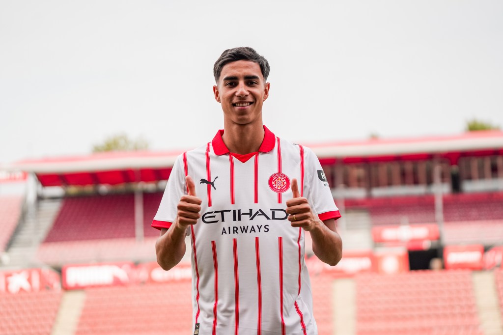 Vitor Reis refuerza la defensa del Girona cedido por el Manchester&nbsp;City