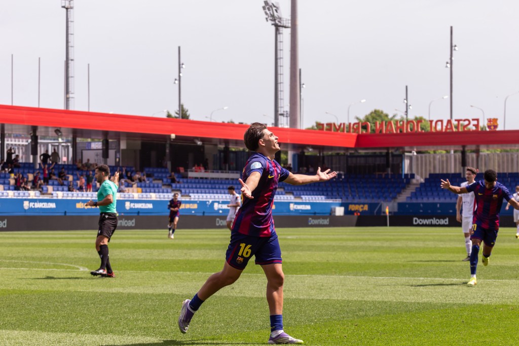 El Barça Atlètic de Belletti gana sobre la bocina en su estreno en Segunda&nbsp;Federación