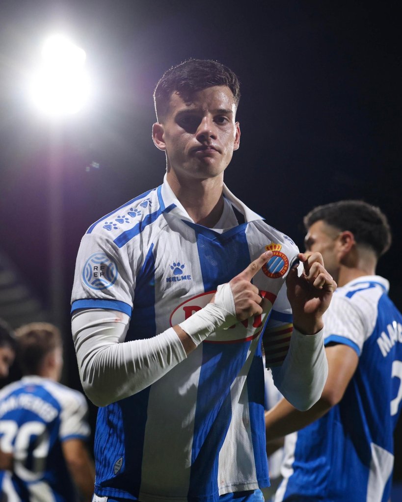 Ferrán en su gol @RCDE_La21
