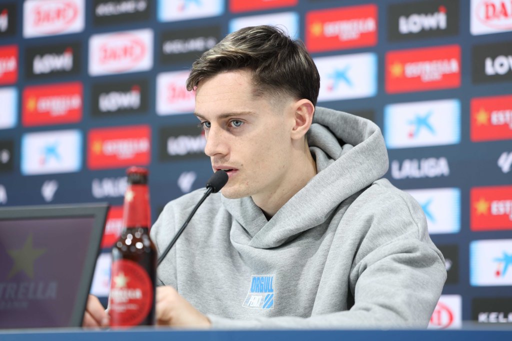 Pol Lozano apela al grupo y a la afición en el derbi: “Los tres puntos nos darían la&nbsp;vida”