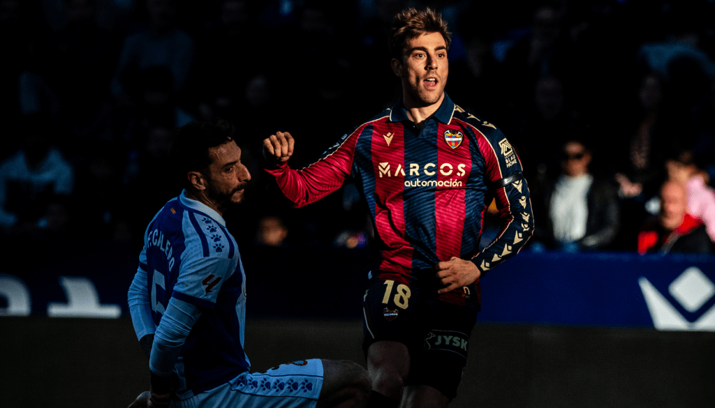 Iker Losada en el gol I Foto: Levante UD
