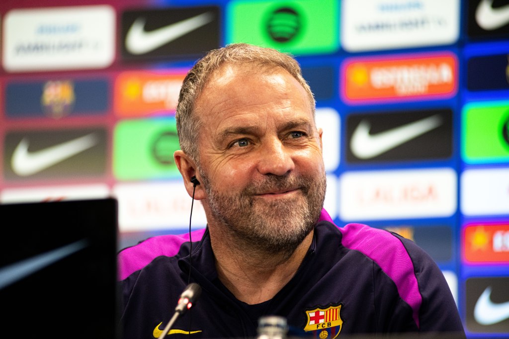 Hansi Flick: “Contra el Villarreal tenemos que mantener el balón y jugar a nuestro&nbsp;juego”