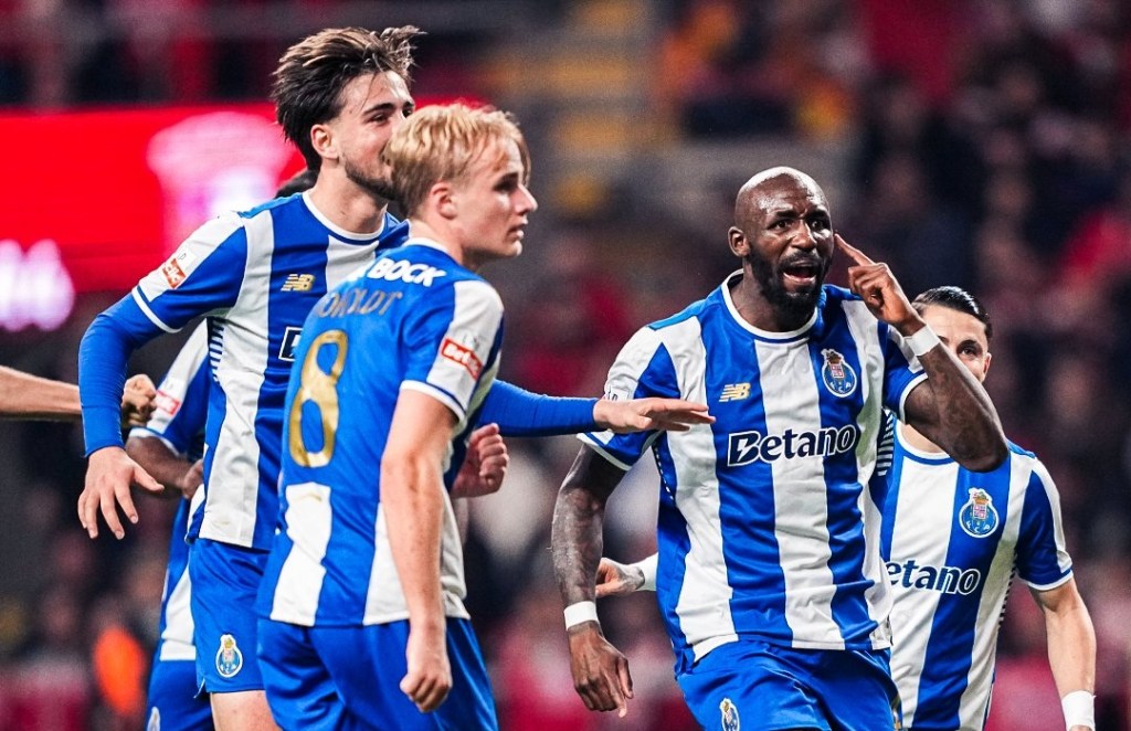 El FC Porto golpea en Braga y refuerza su líderato tras una remontada de carácter!