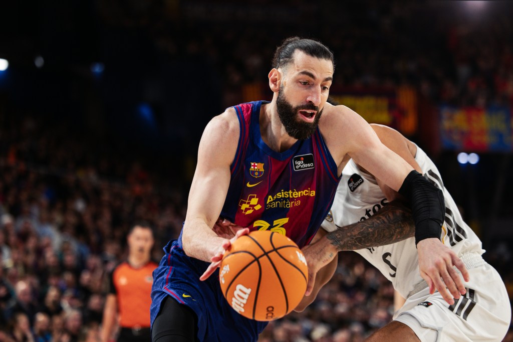 Esfuerzo culé insuficiente ante un Madrid superior (76-95)