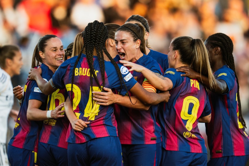 El Barça gana el primer set (2-6) y roza las semifinales