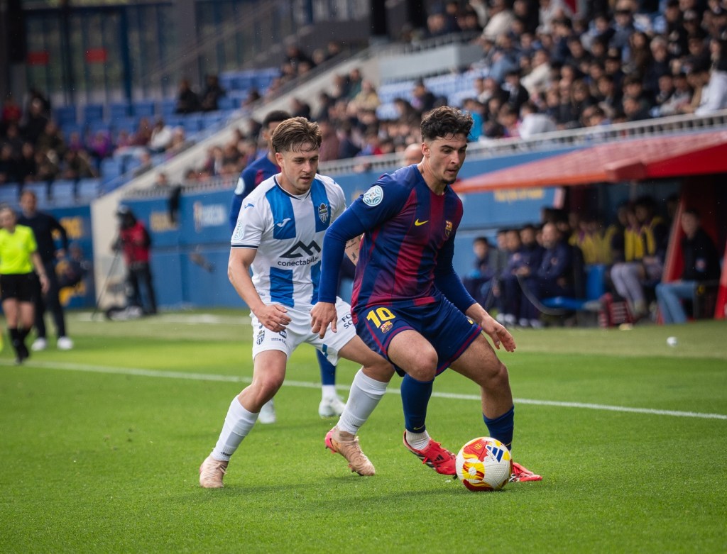 Empate que mantiene al Barça Atlètic en la pelea por el ascenso (1-1)