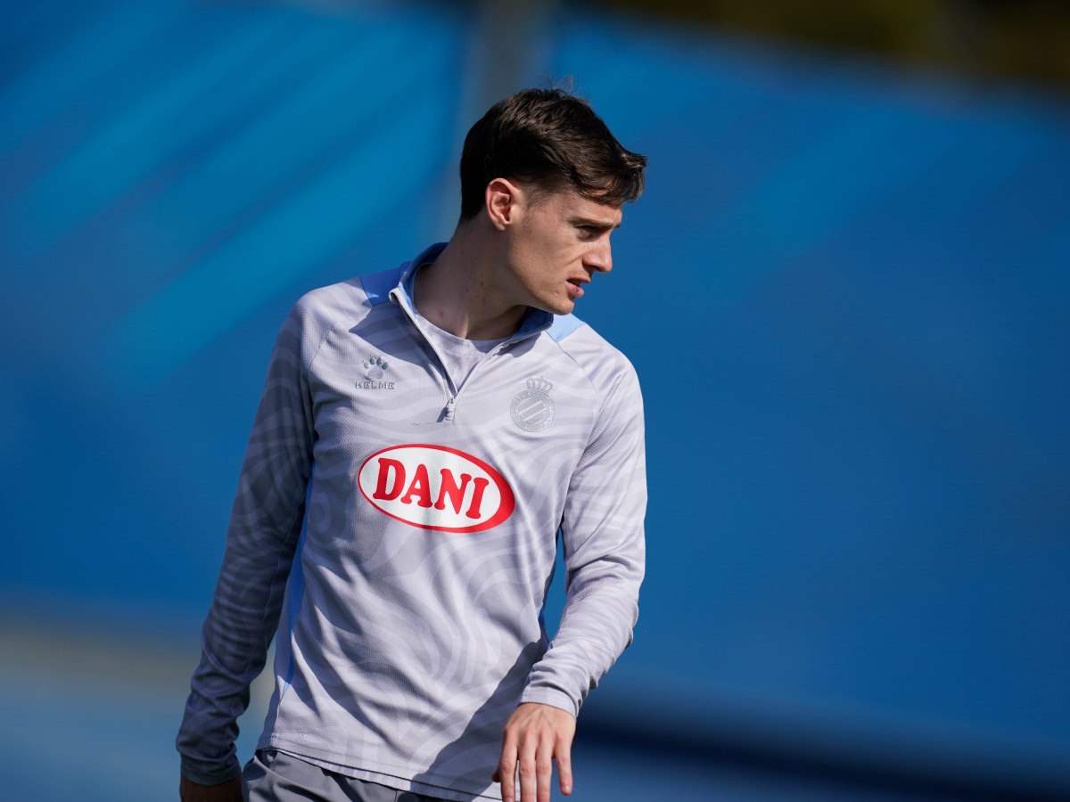 Pol Lozano: “Este equipo vuelve a sentirse sólido y en el derbi podemos hacer&nbsp;daño”