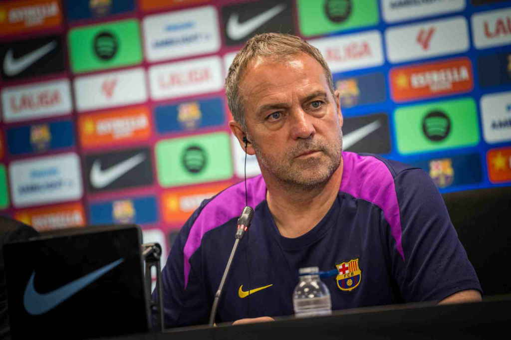Flick avisa tras ganar LaLiga: “La próxima temporada será mucho más&nbsp;difícil”