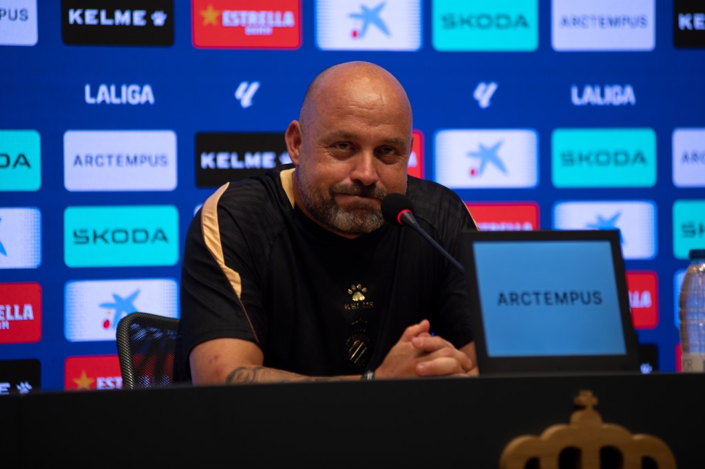 Manolo González: “Me gustaría ver un equipo fuerte mentalmente y que mantenga el pulso al&nbsp;Madrid”