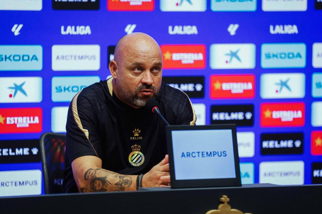 Manolo González ya espera a Bryan Zaragoza: “Era el jugador que&nbsp;pedíamos”