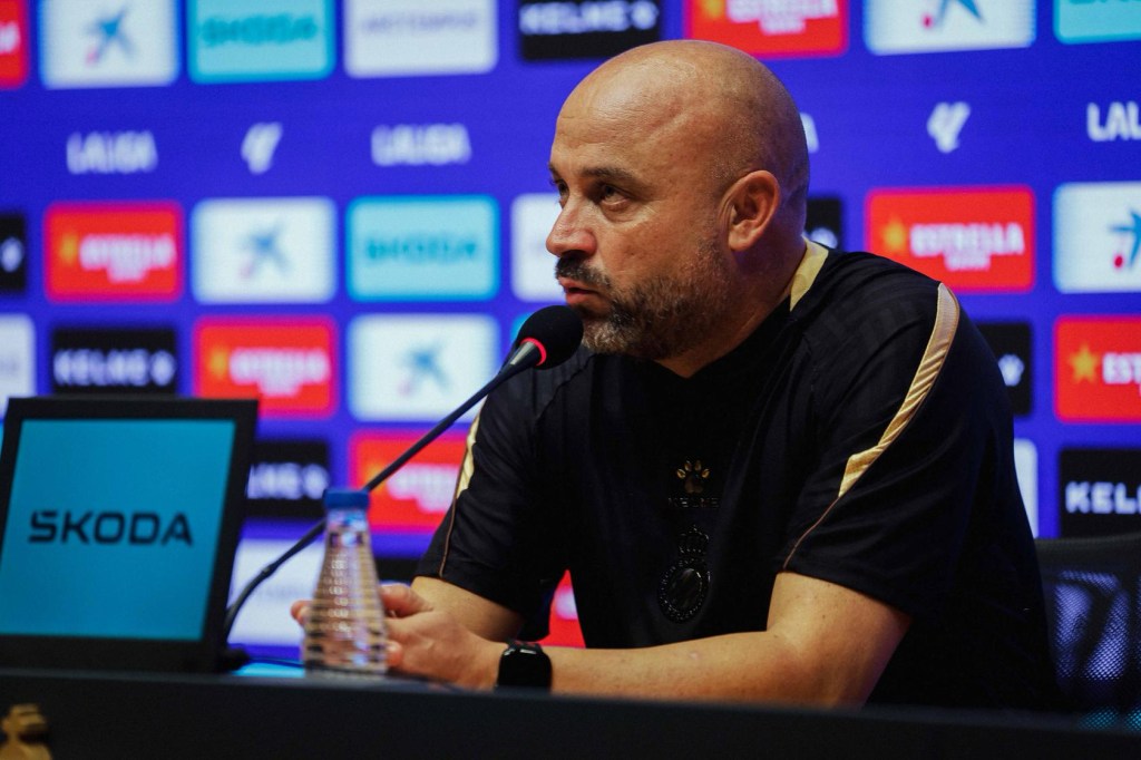 Manolo responde a las críticas: “Ya sé el club en el que&nbsp;estoy”